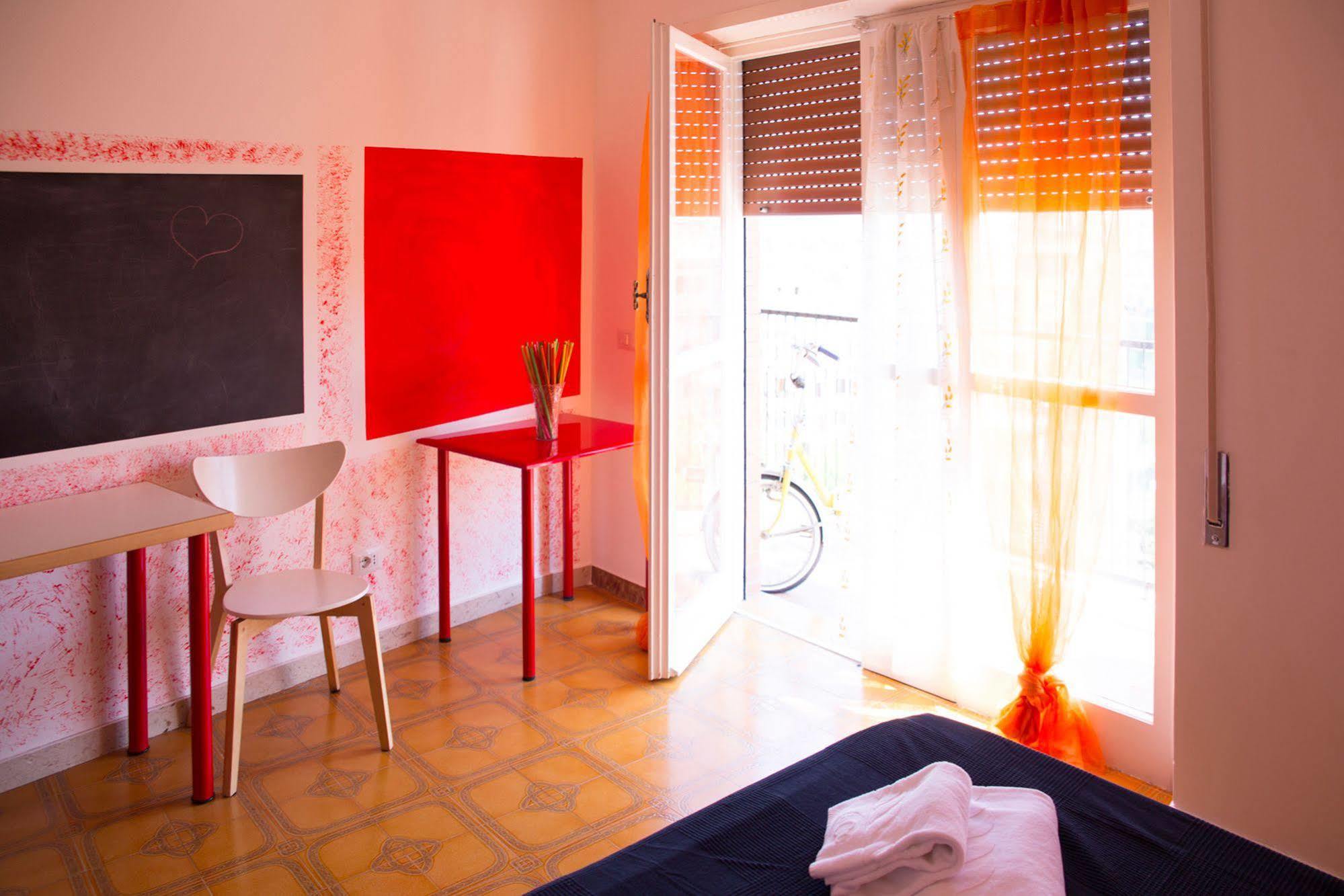 Next Stop Roma Affittacamere Da Me โรม ภายนอก รูปภาพ